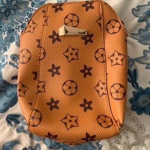 Tan crossbody mini